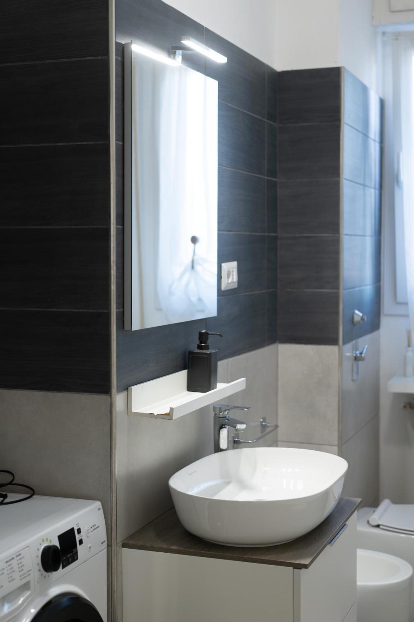 10min Rhofiera & Sansiro - 5min Metro - Ac - Freeparking Appartamento Milano